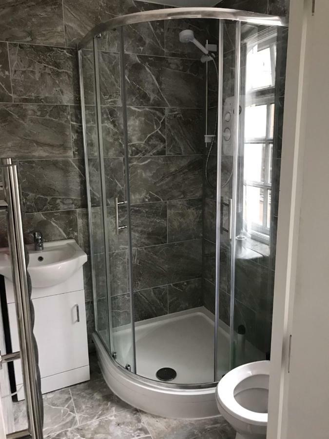 Lancaster Place Apartments 레스터 외부 사진